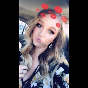 Meet your Posher, Cameron